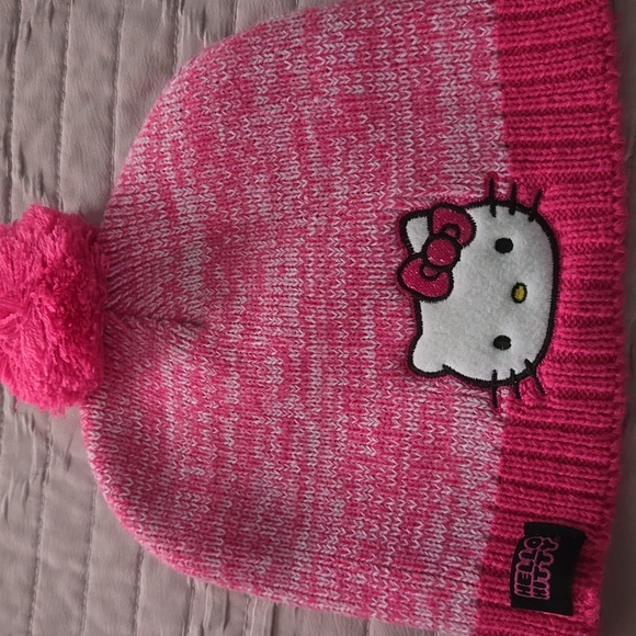 Hello Kitty - Picture 5 of 6